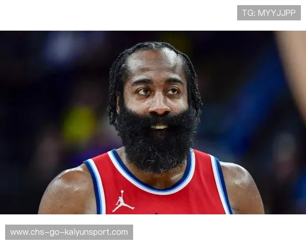 球星在休赛期研究对手录像，复赛准备更充分